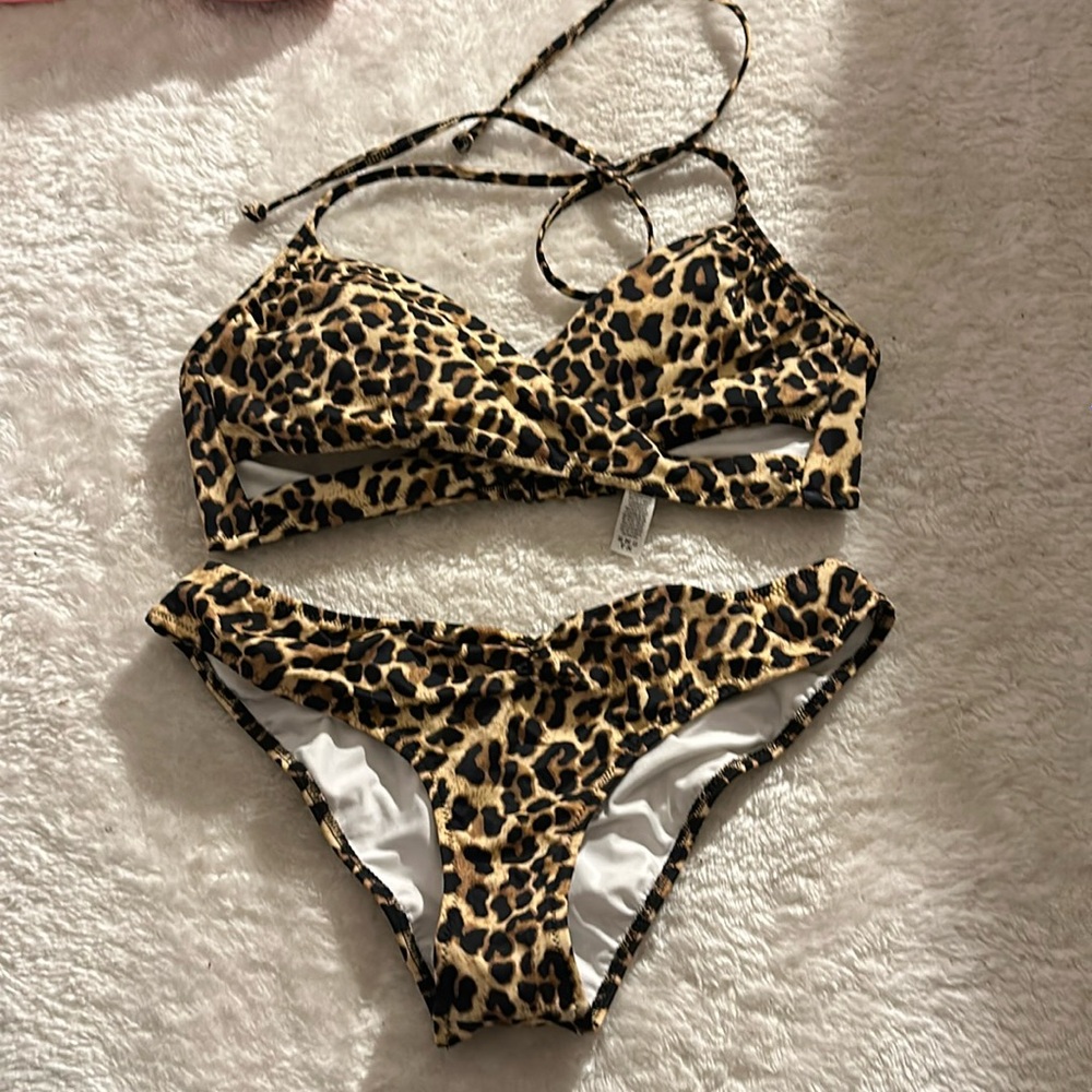 Victoria’s Secret PINK bikini